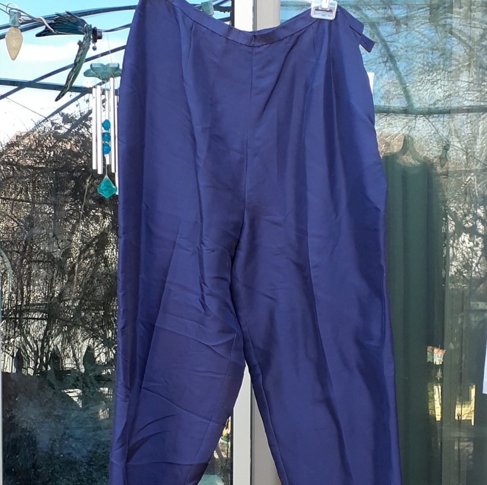Silk Pant set by Robbie Bee NWT - Picture 5 of 8